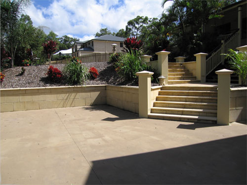 Inness Green Paving sandstone steps